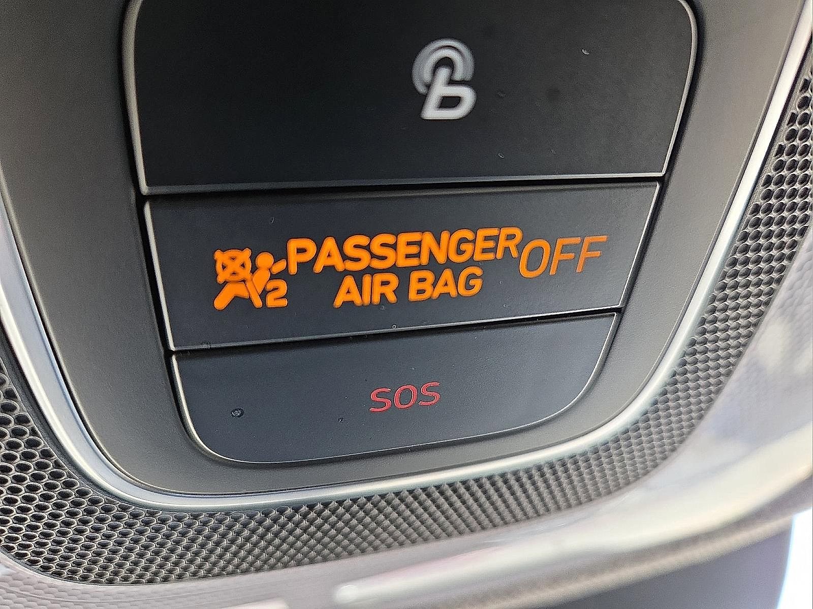 Used 2022 Hyundai Elantra SEL image 21