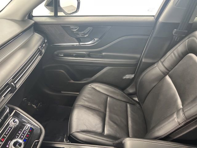 Certified 2022 Lincoln Corsair AWD w/ Premium Package image 21