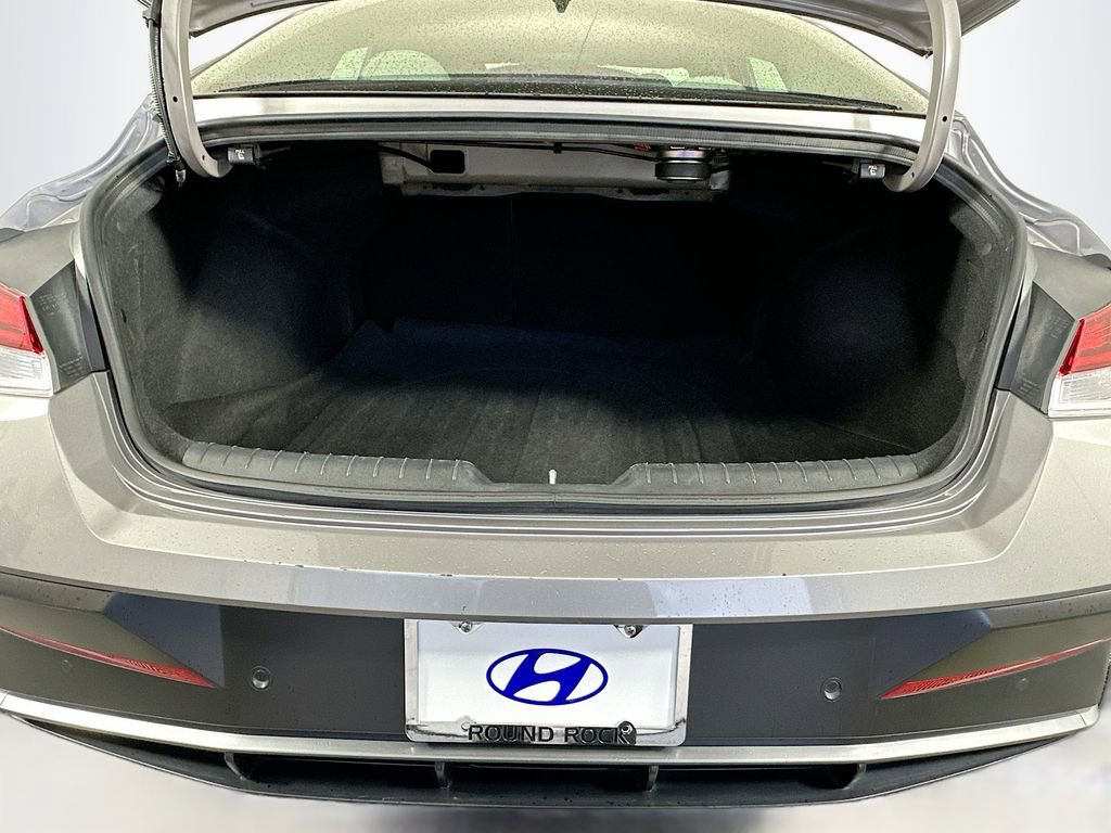 Certified 2024 Hyundai Elantra Limited image 27