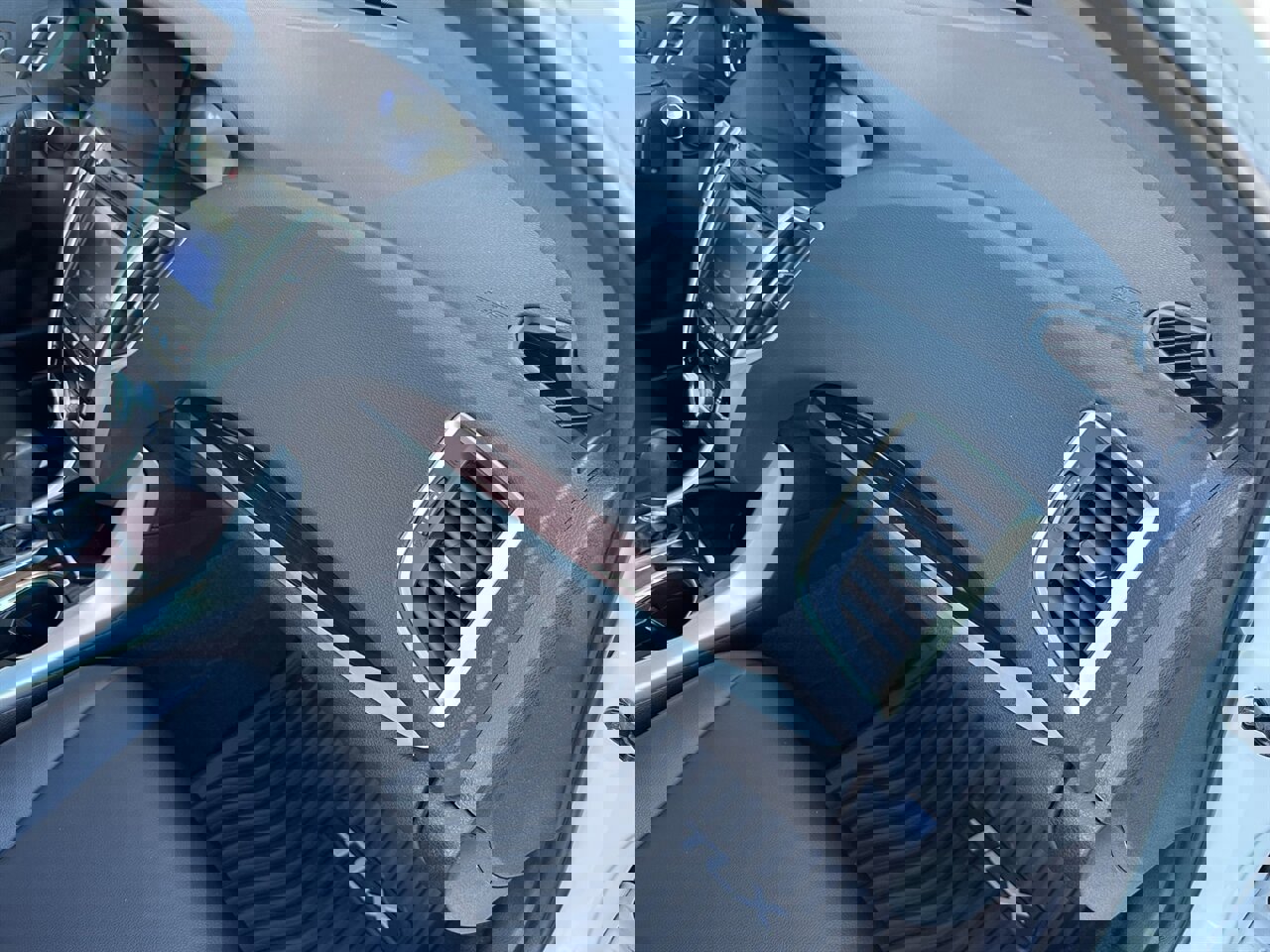 Used 2017 Acura TLX image 39