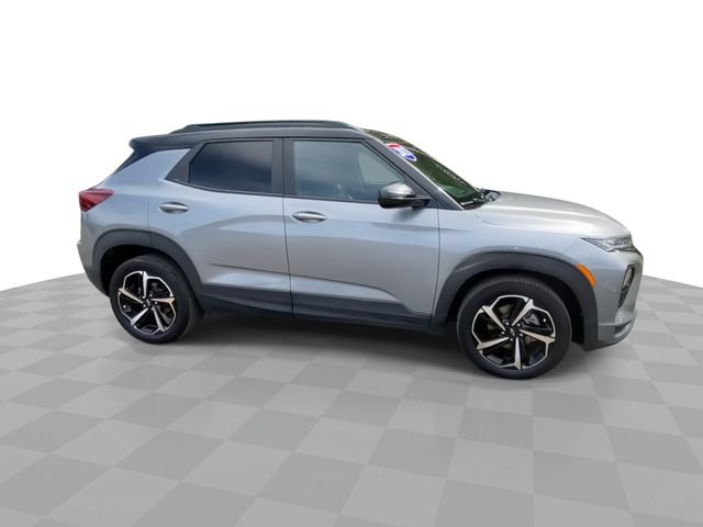 Used 2023 Chevrolet TrailBlazer RS w/ Convenience Package FWD image 3