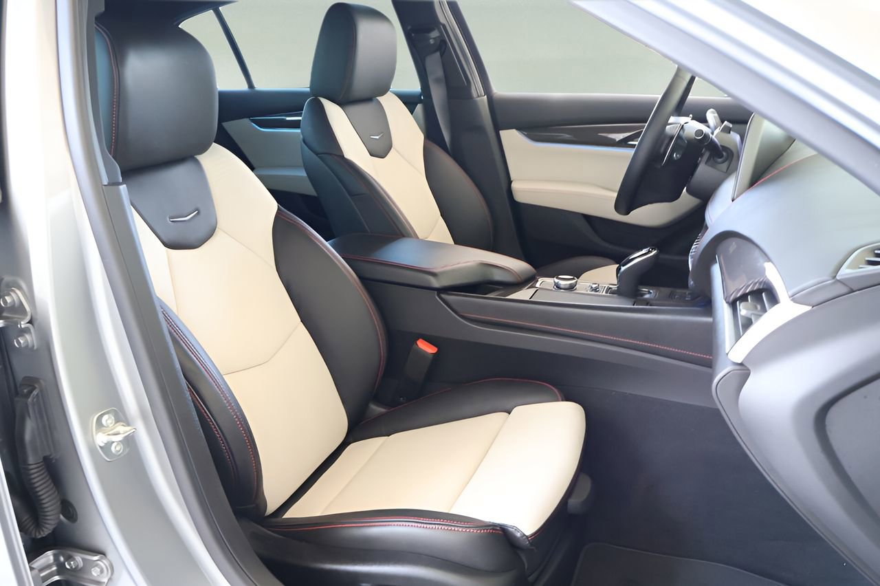 Certified 2025 Cadillac CT5 Sport image 18