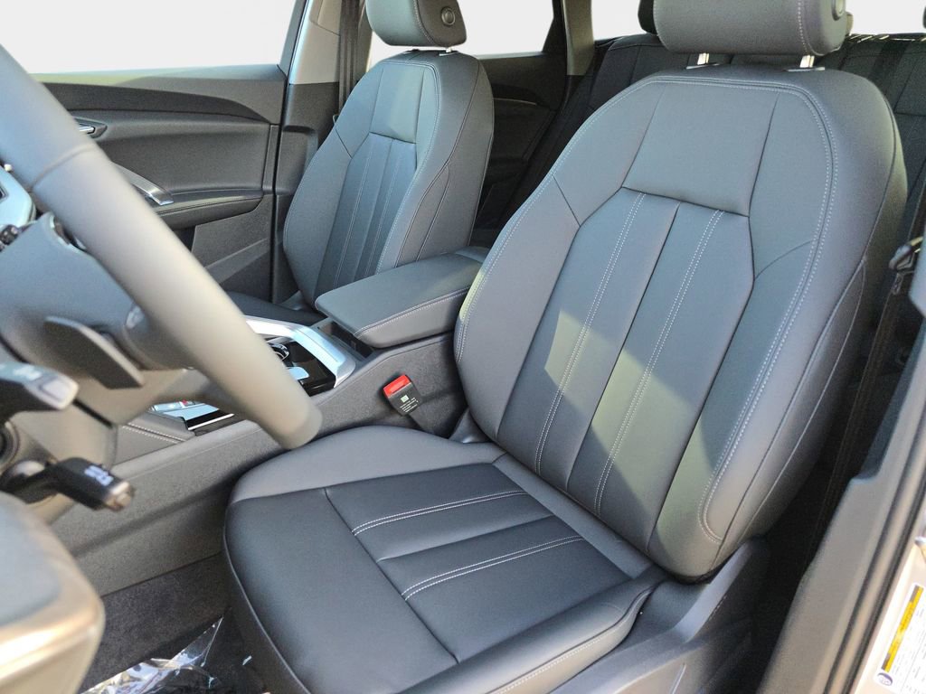 New 2025 Audi Q5 Premium image 15