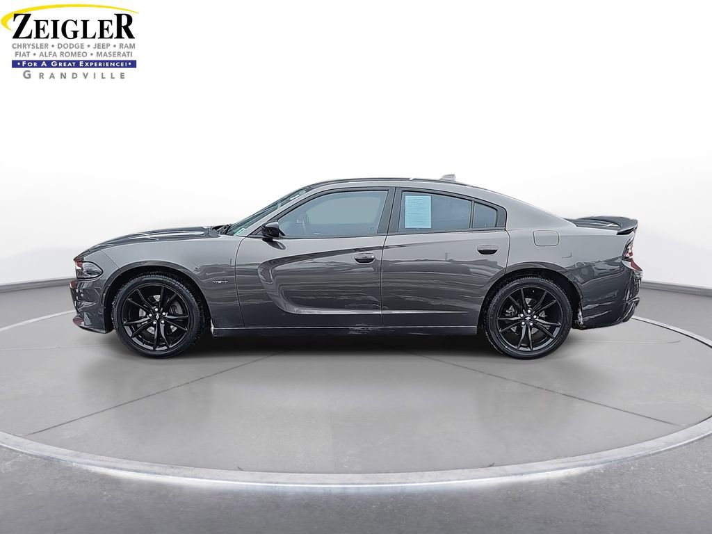 Used 2017 Dodge Charger R/T w/ Blacktop Package image 8