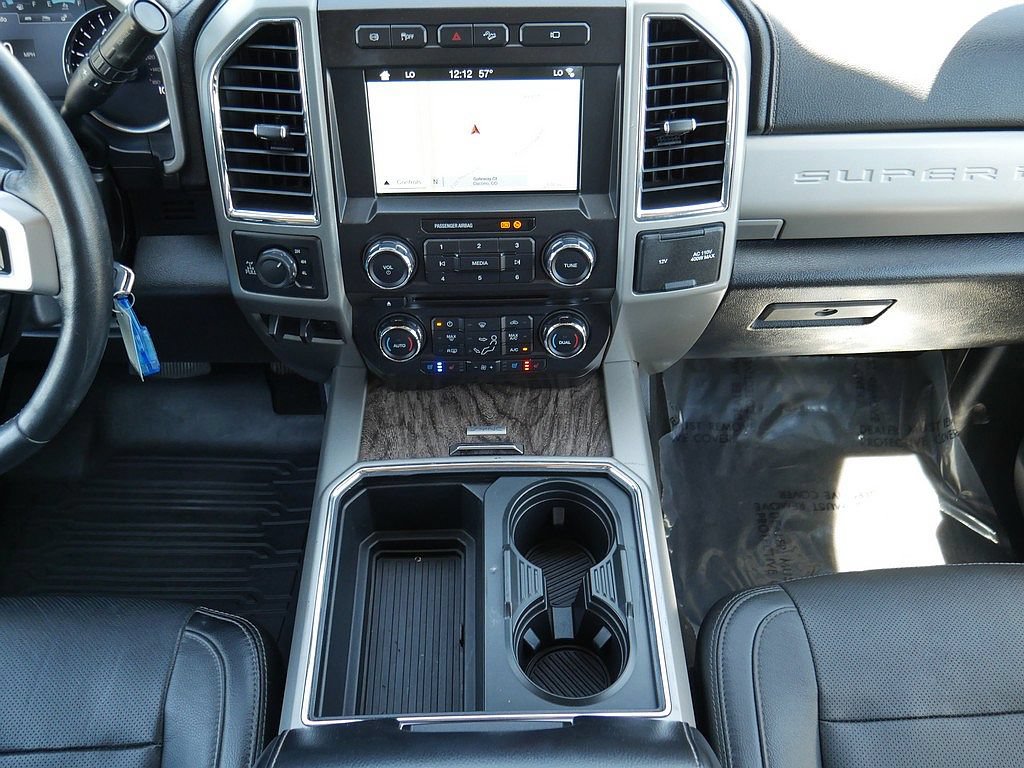 Used 2018 Ford F350 Lariat w/ Chrome Package AWD/4WD image 22