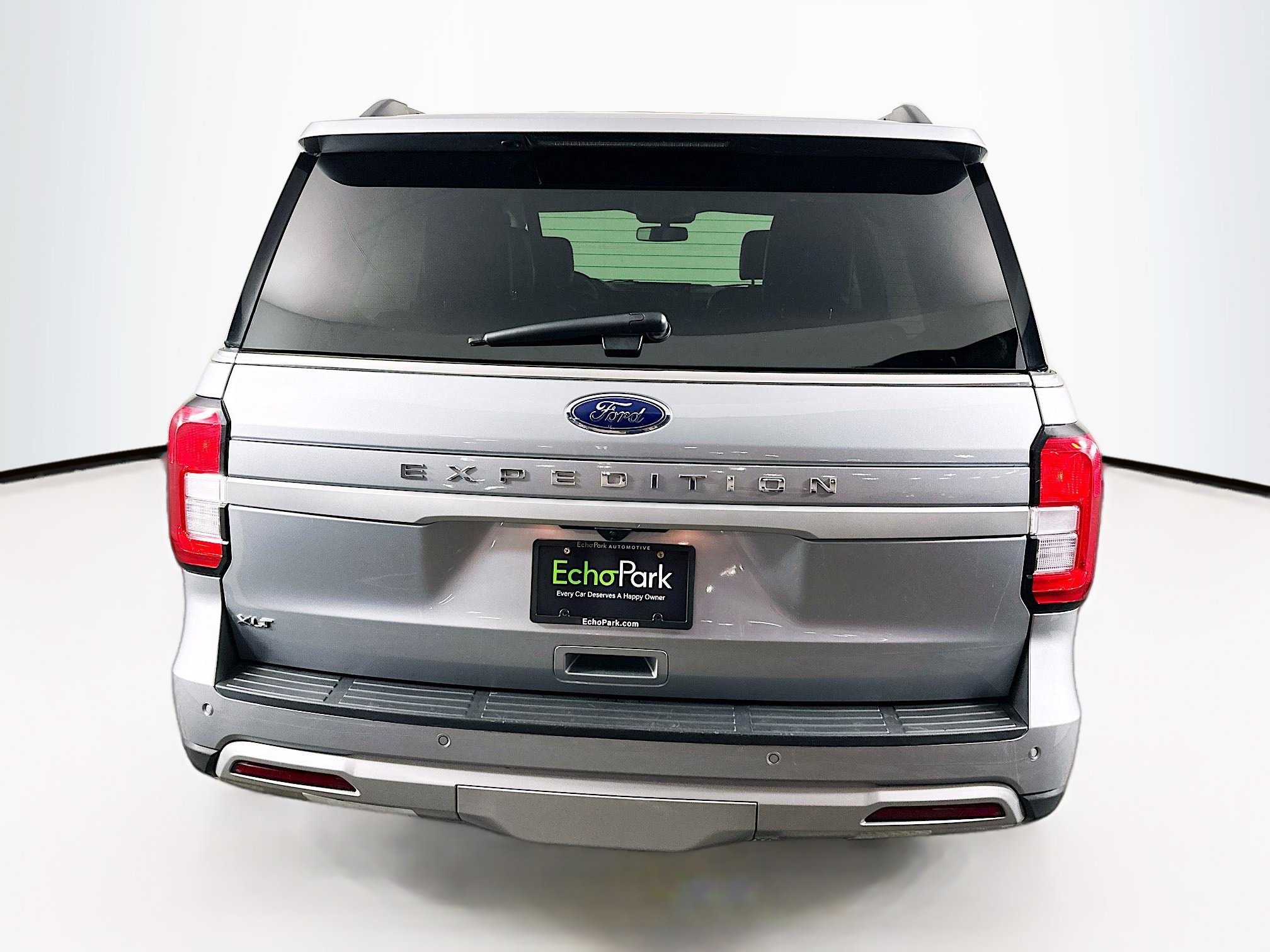 Used 2024 Ford Expedition XLT image 7