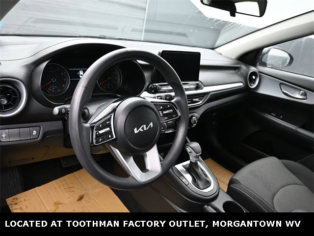 Used 2024 Kia Forte LXS image 7