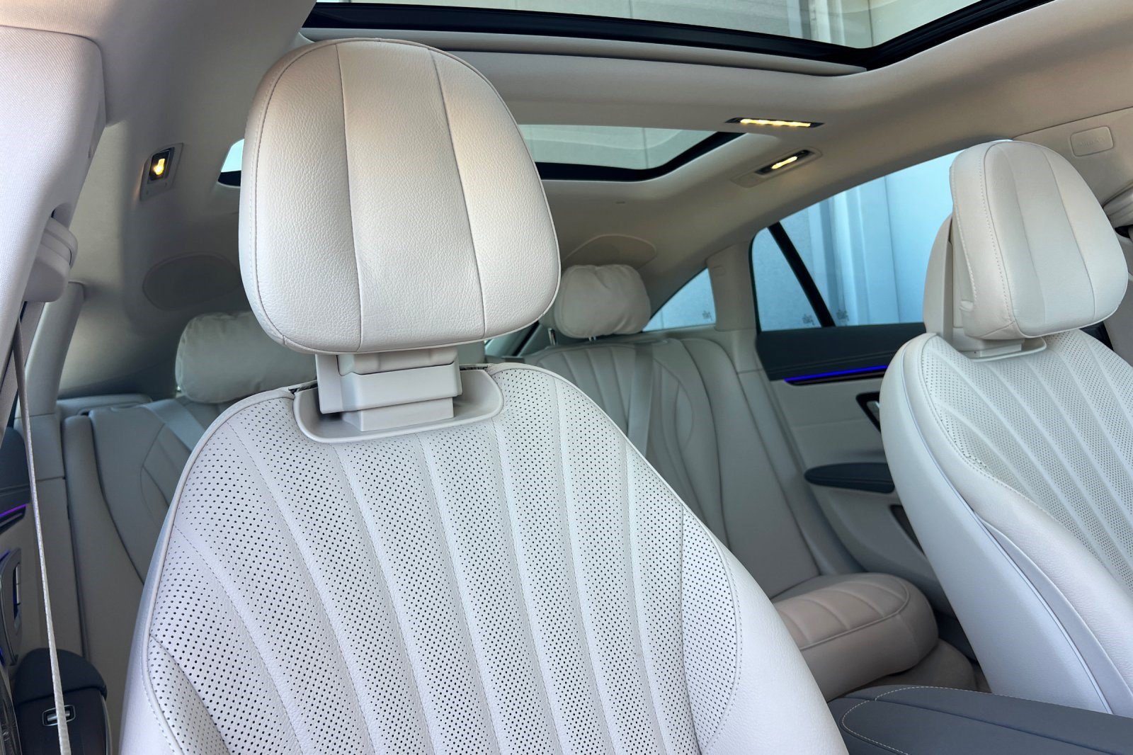 Certified 2023 Mercedes-Benz EQS 580 4MATIC Sedan image 26