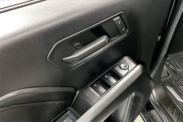 Used 2023 Chevrolet Colorado Trail Boss w/ Technology Package image 37