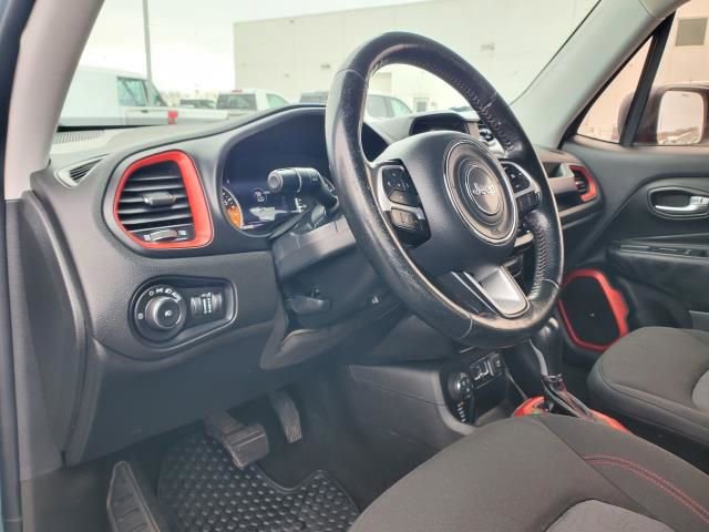 Used 2016 Jeep Renegade Trailhawk image 17
