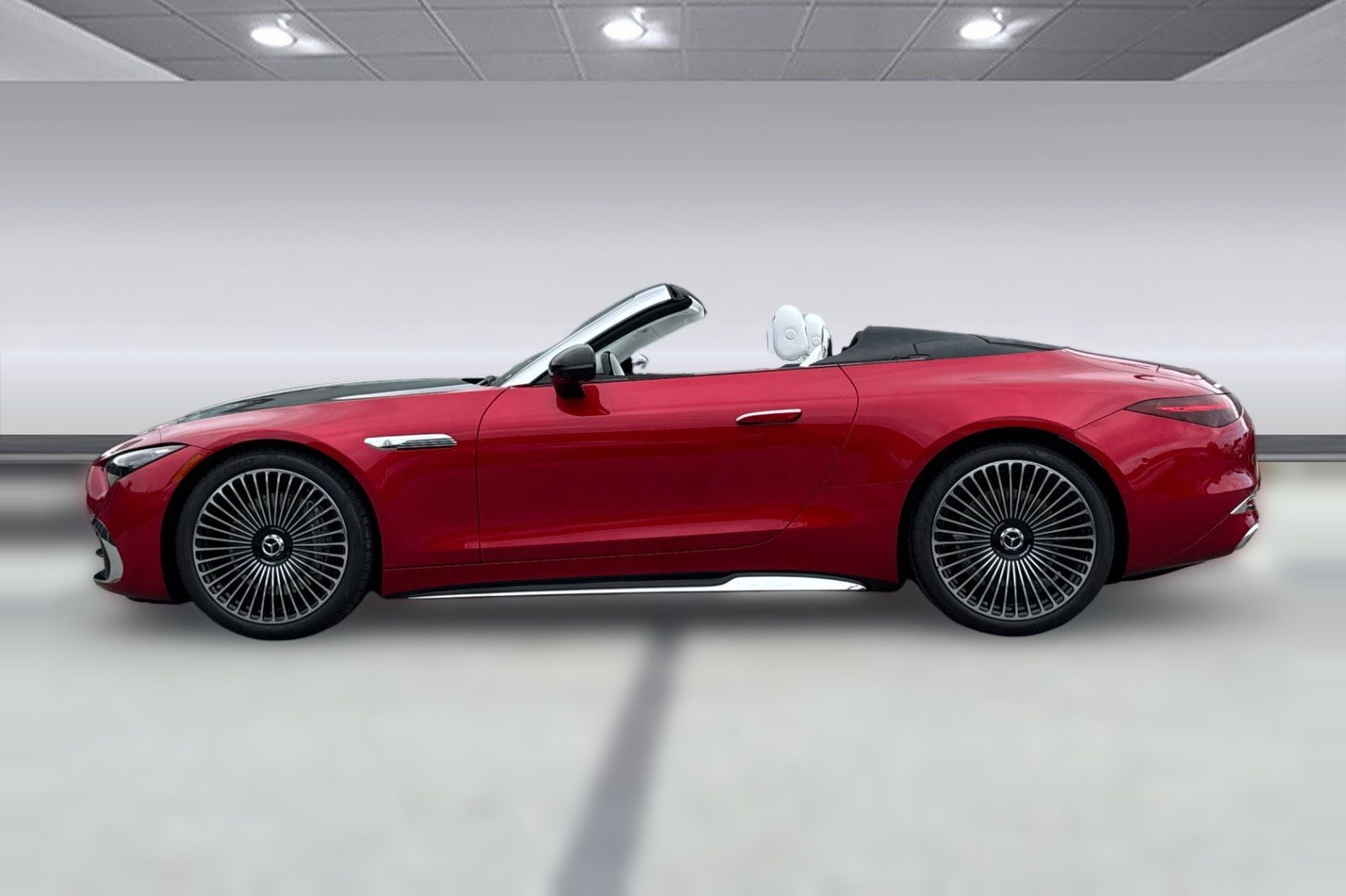 New 2026 Mercedes-Benz Maybach SL 680 image 2