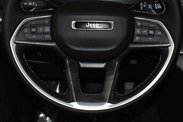 New 2025 Jeep Grand Cherokee Limited w/ Trailer Tow Package image 23