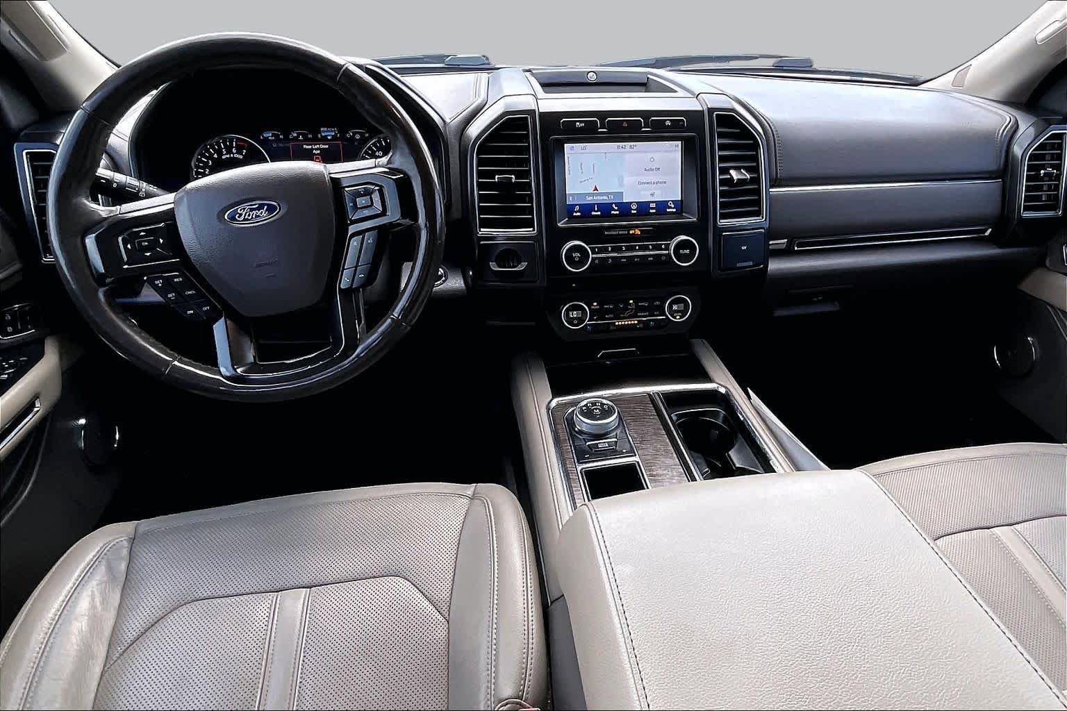 Used 2018 Ford Expedition Max Limited RWD image 15