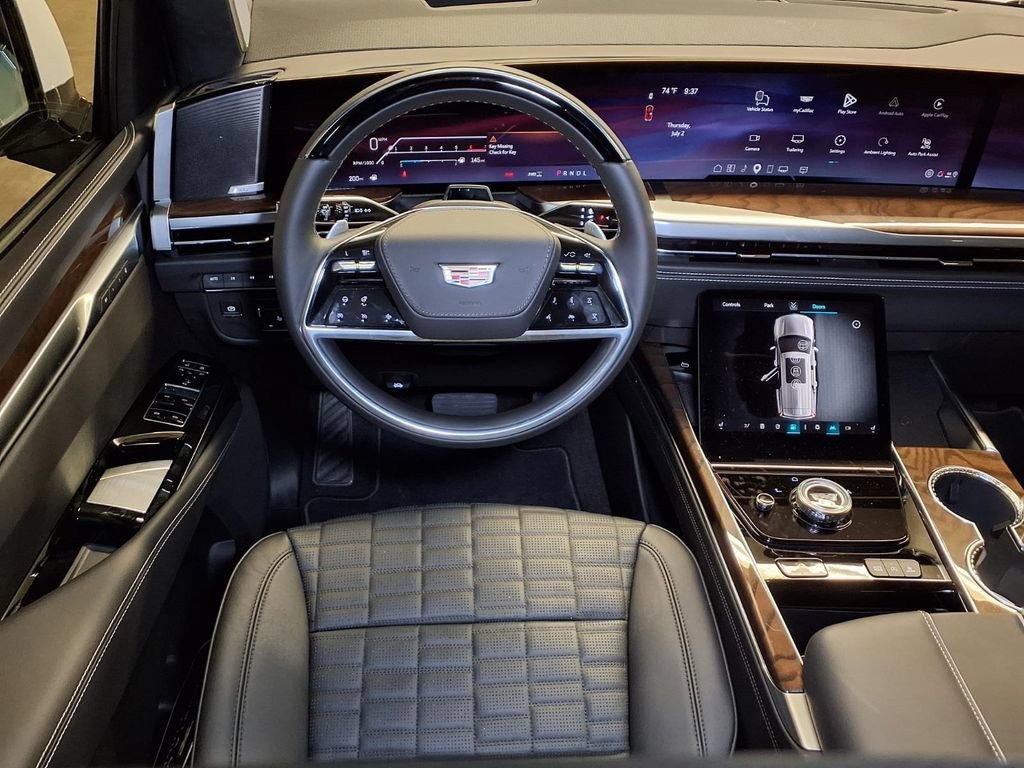 New 2026 Cadillac Escalade ESV Platinum Sport w/ LPO, ONYX Package AWD/4WD image 13