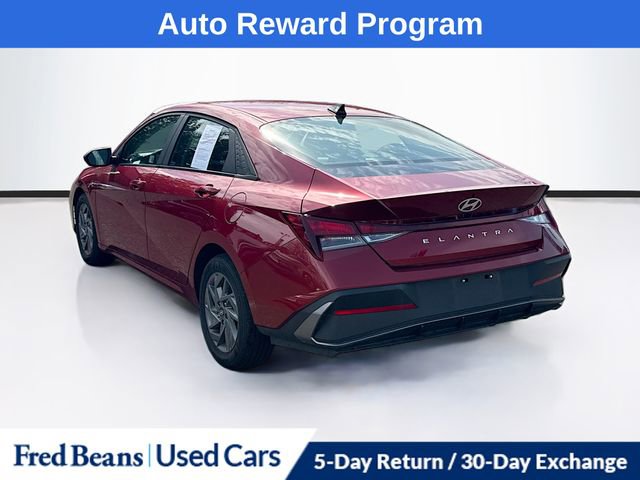 Certified 2024 Hyundai Elantra SEL image 6