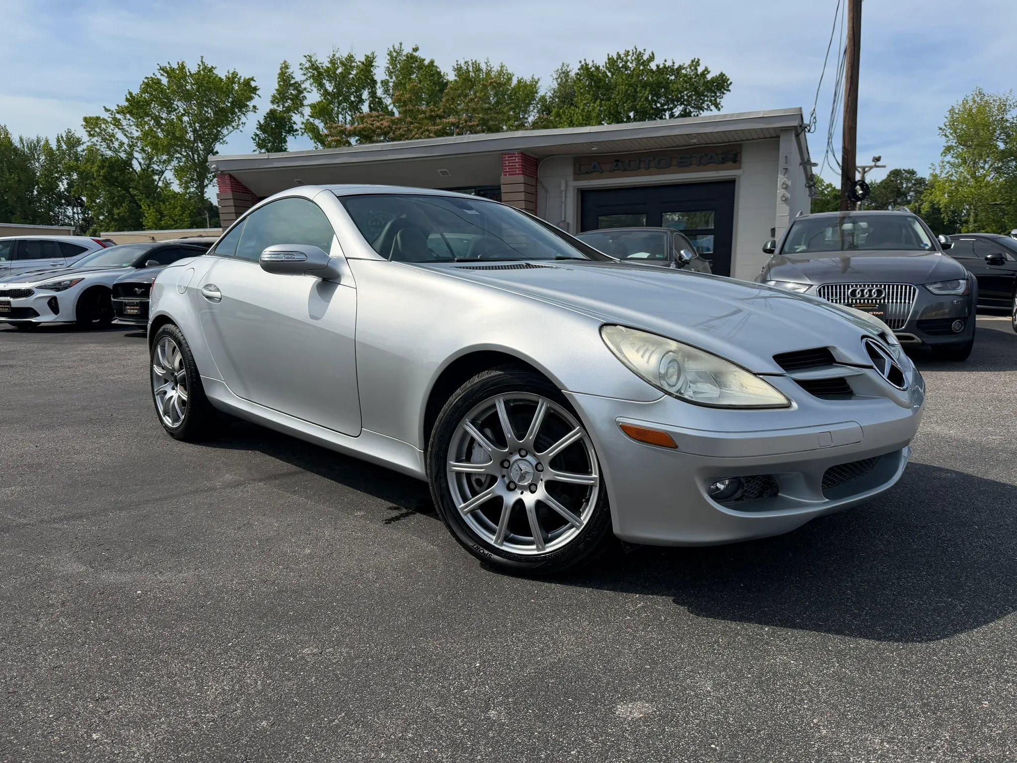Used 2007 Mercedes-Benz SLK 350 image 2