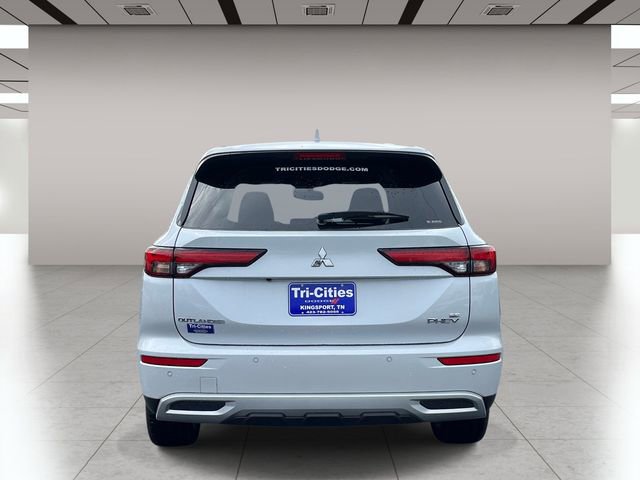 Used 2024 Mitsubishi Outlander Ralliart AWD/4WD image 4