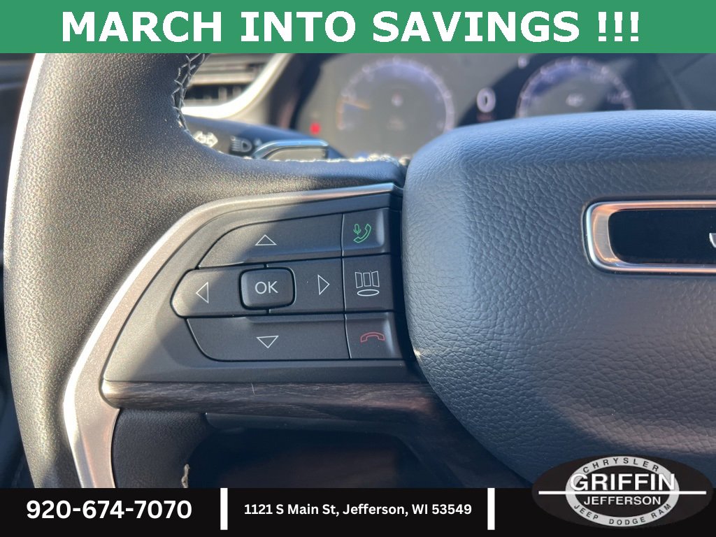 New 2025 Jeep Grand Cherokee Limited w/ Black Appearance Package image 15