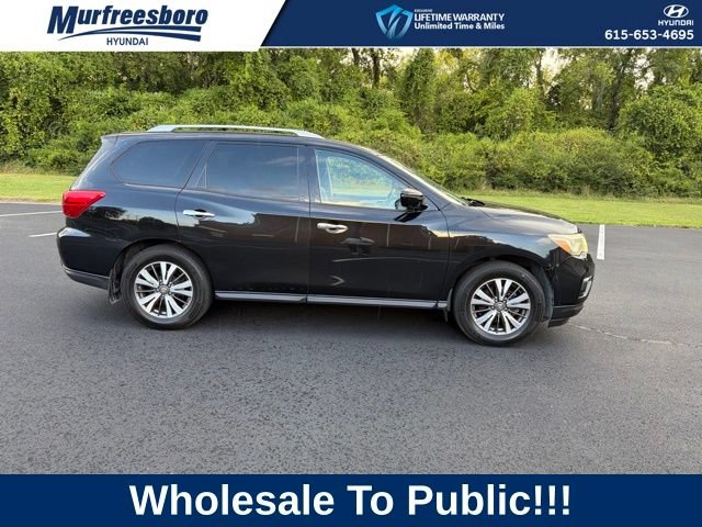 Used 2017 Nissan Pathfinder SL w/ SL Premium Package AWD/4WD image 2