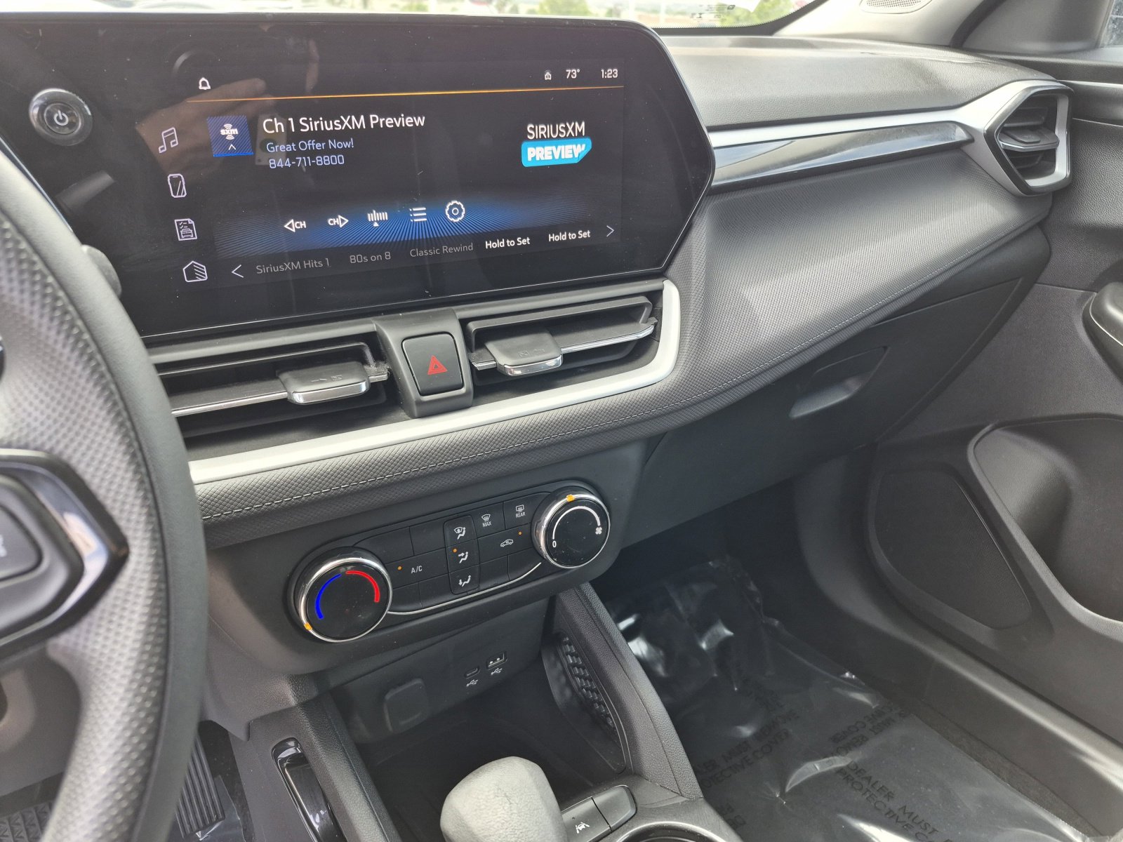 Used 2025 Chevrolet TrailBlazer LS w/ LS Convenience Package FWD image 11