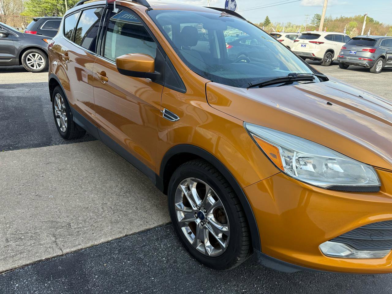 Used 2016 Ford Escape SE w/ Equipment Group 201A AWD/4WD image 5