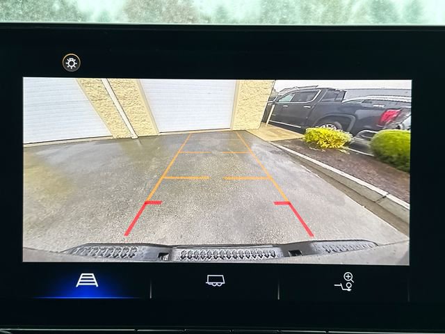 Used 2024 Chevrolet Colorado Trail Boss image 30