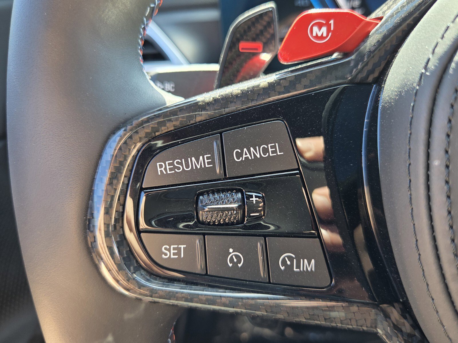 Used 2025 BMW M2 w/ Lighting Package image 28