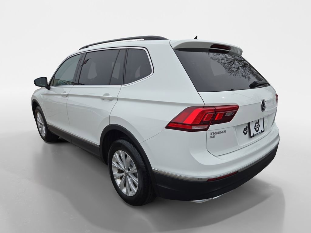 Used 2018 Volkswagen Tiguan SE w/ Panoramic Sunroof Package image 33