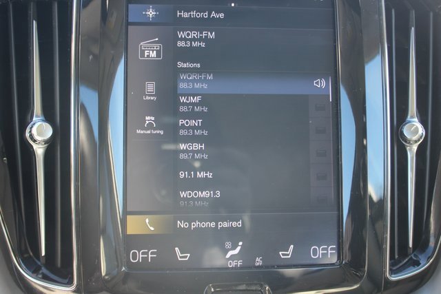 Used 2018 Volvo XC60 T6 Momentum w/ Advanced Package image 6