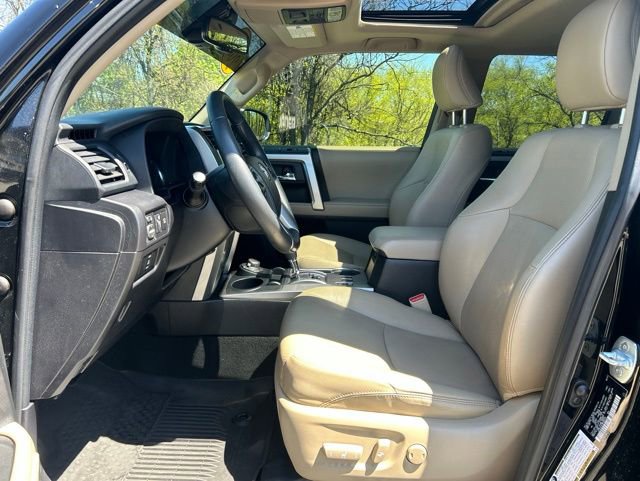 Used 2021 Toyota 4Runner Limited AWD/4WD image 11