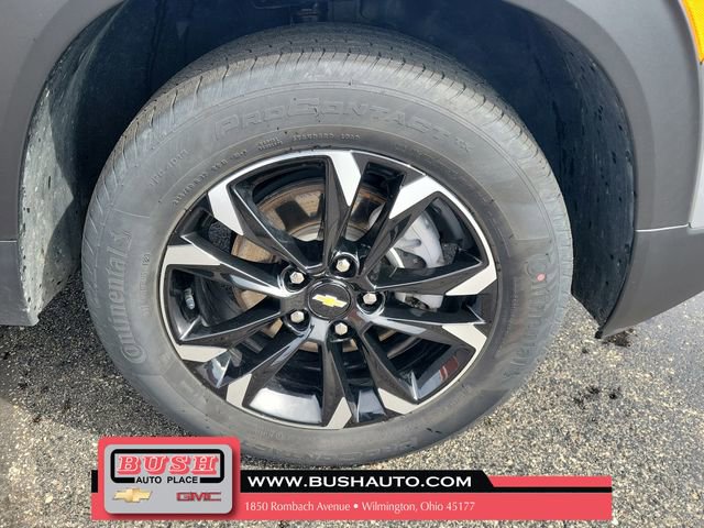Used 2023 Chevrolet TrailBlazer LT w/ Convenience Package image 5