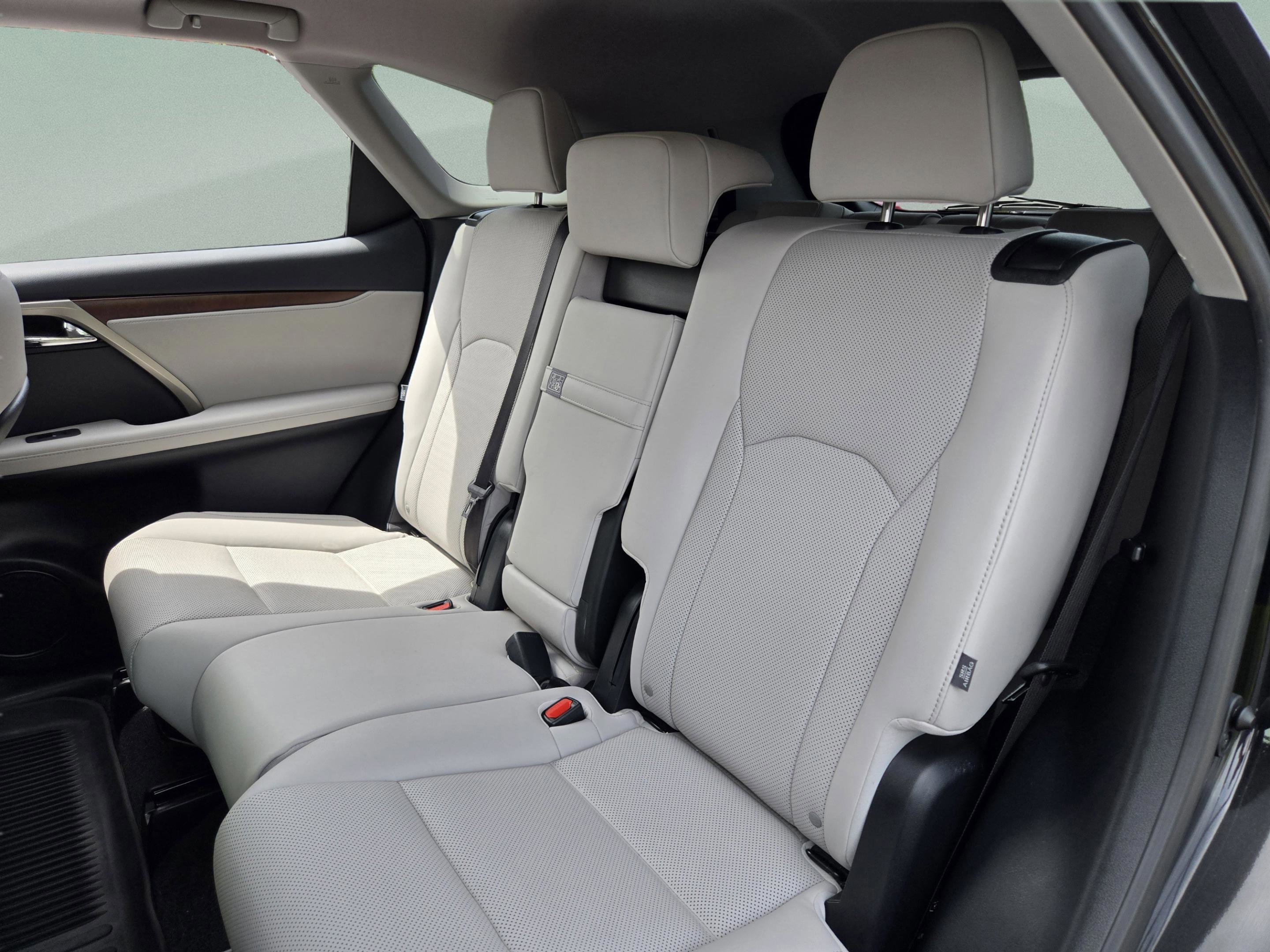 Certified 2022 Lexus RX 350L FWD w/ Premium Package image 17