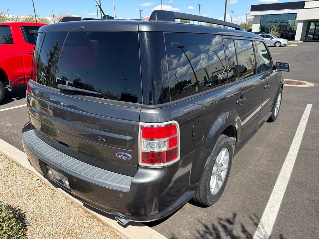 Used 2018 Ford Flex SE FWD image 4