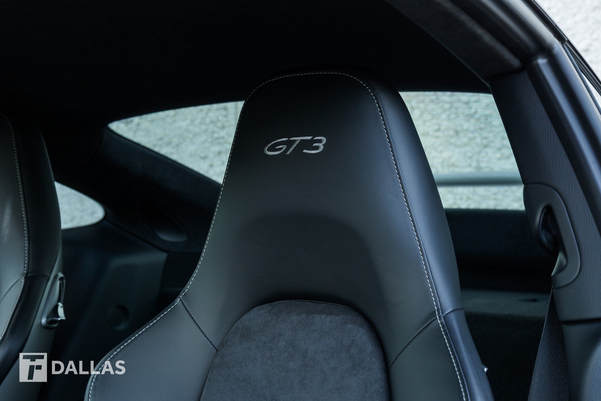 Used 2018 Porsche 911 GT3 RWD image 22