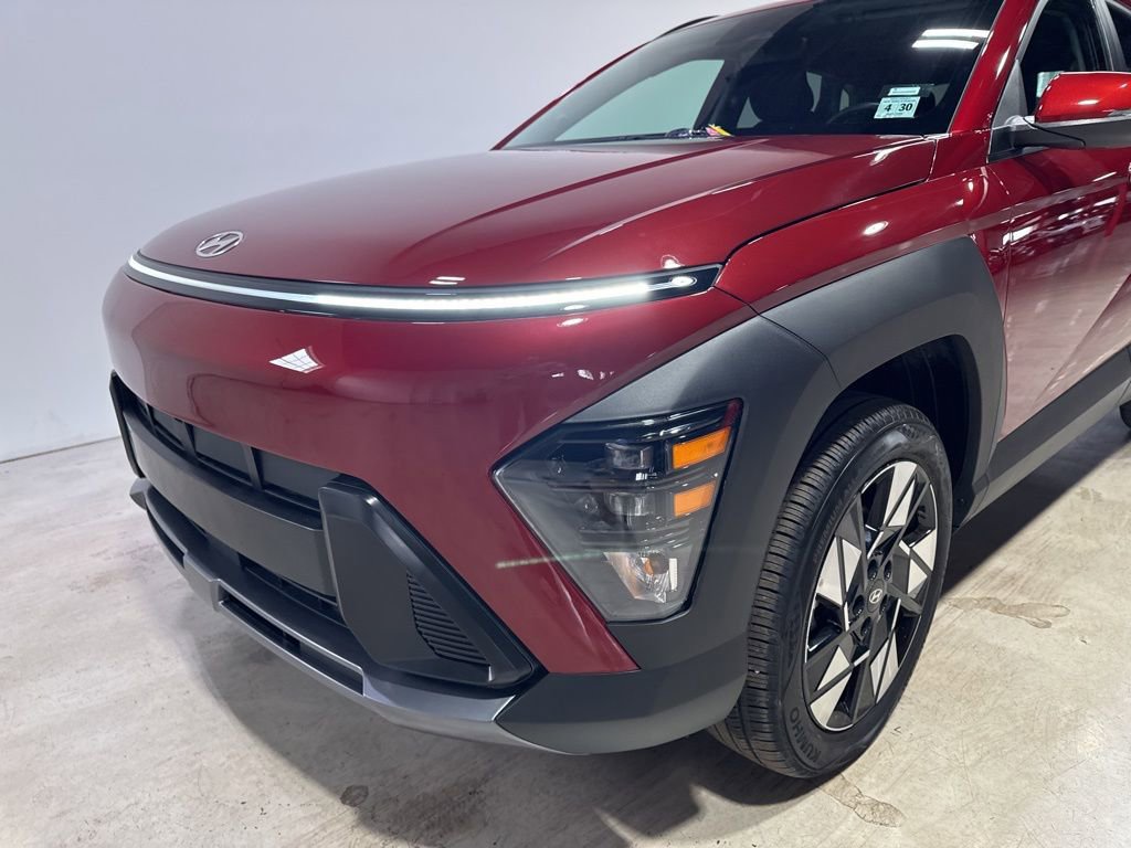 Used 2025 Hyundai Kona SEL image 10