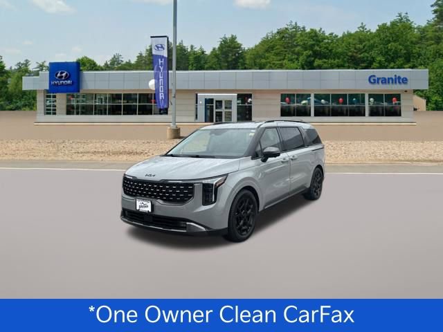 Used 2025 Kia Carnival SX Prestige image 2