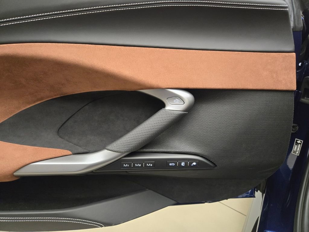 Used 2024 Ferrari 296 GTS image 32