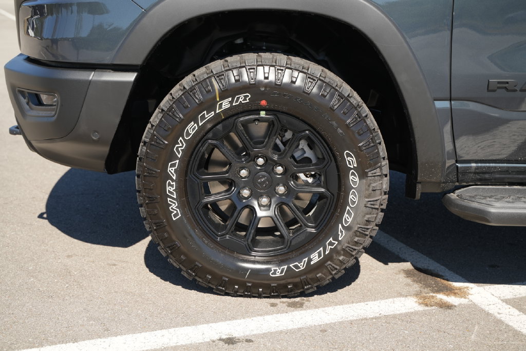 New 2027 RAM 1500 Rebel w/ Rebel Level 2 Equipment Group AWD/4WD image 9