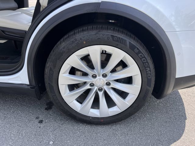 Used 2019 Tesla Model X 75D AWD/4WD image 29