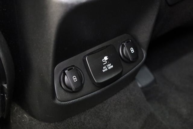 Used 2020 Hyundai Santa Fe Limited w/ Cargo Package FWD image 29