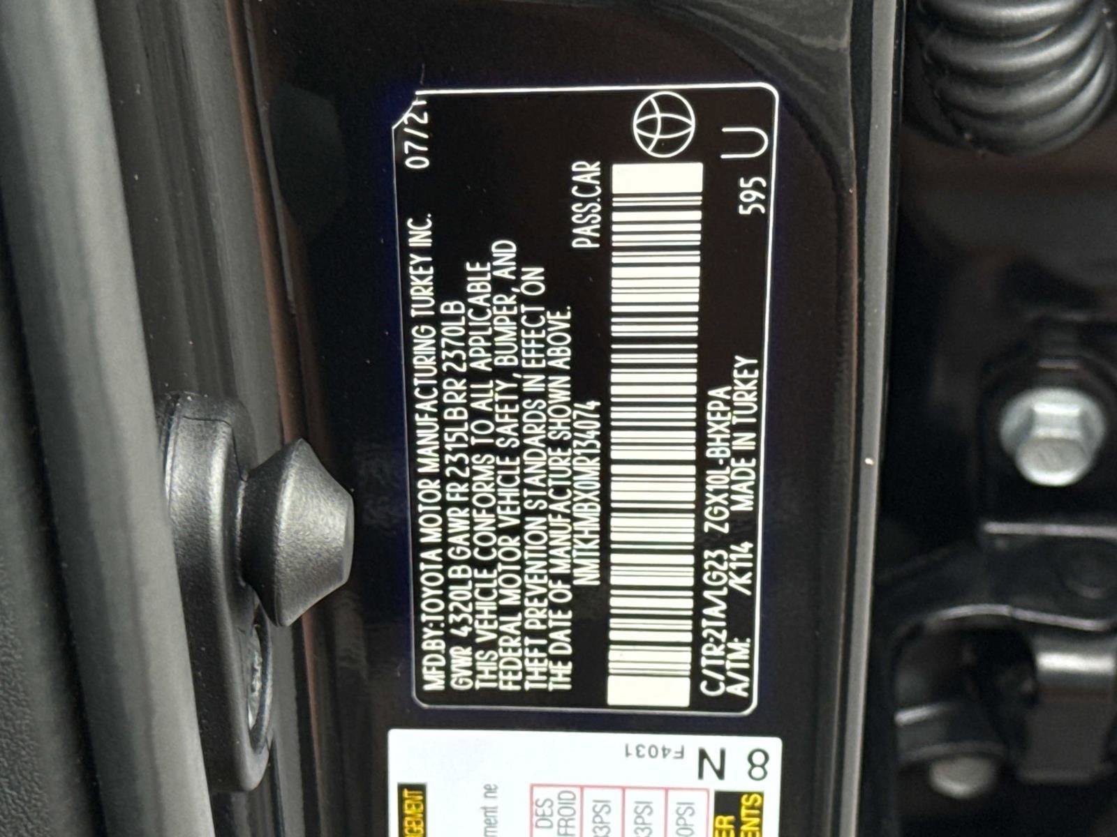 Used 2021 Toyota C-HR Limited image 31