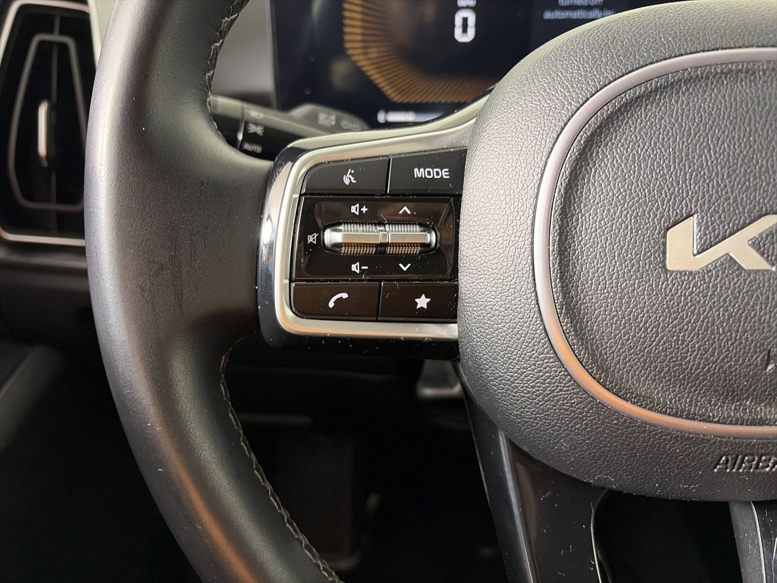 Certified 2024 Kia Sorento S image 15