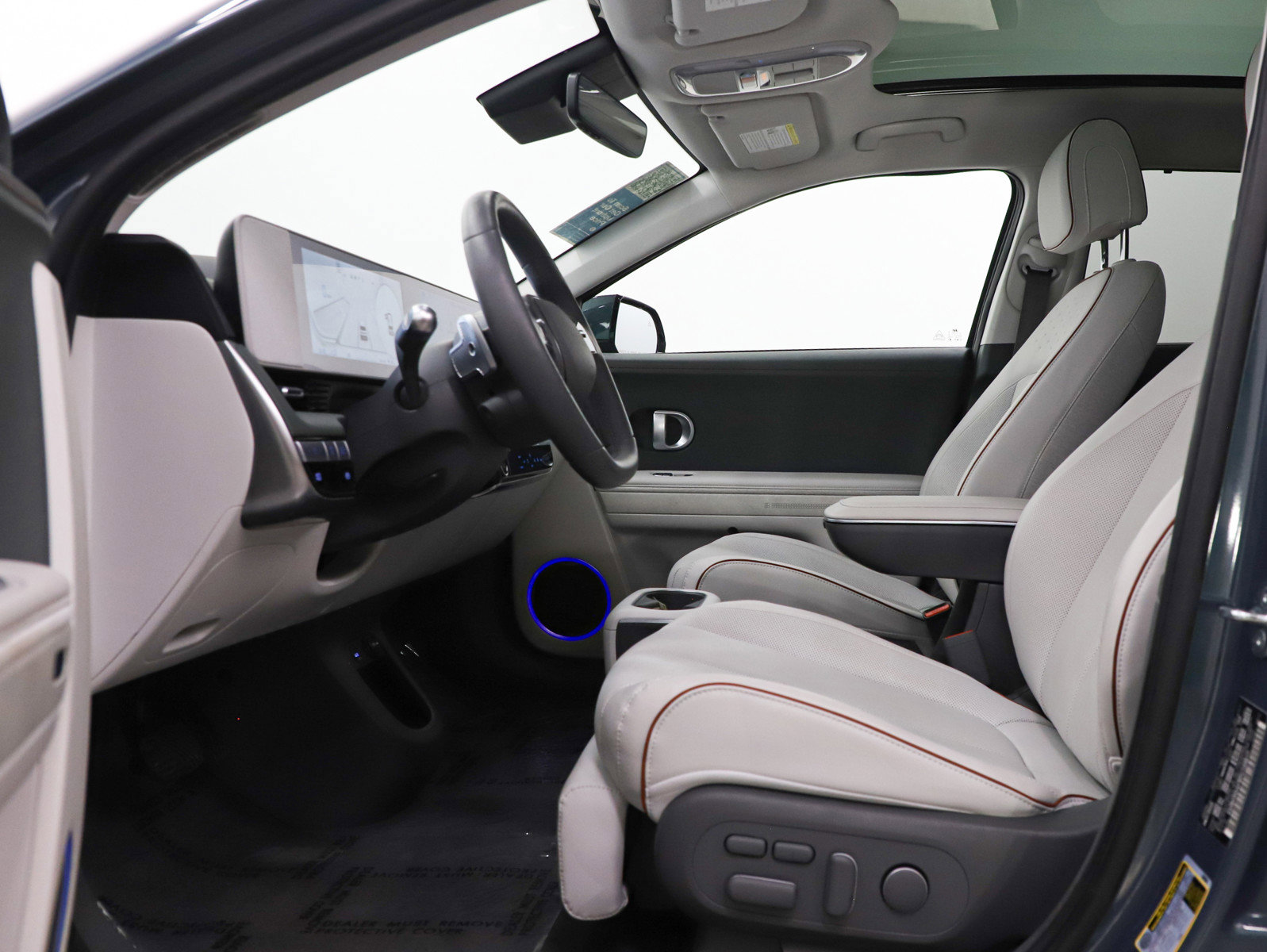 Used 2023 Hyundai Ioniq 5 Limited image 23