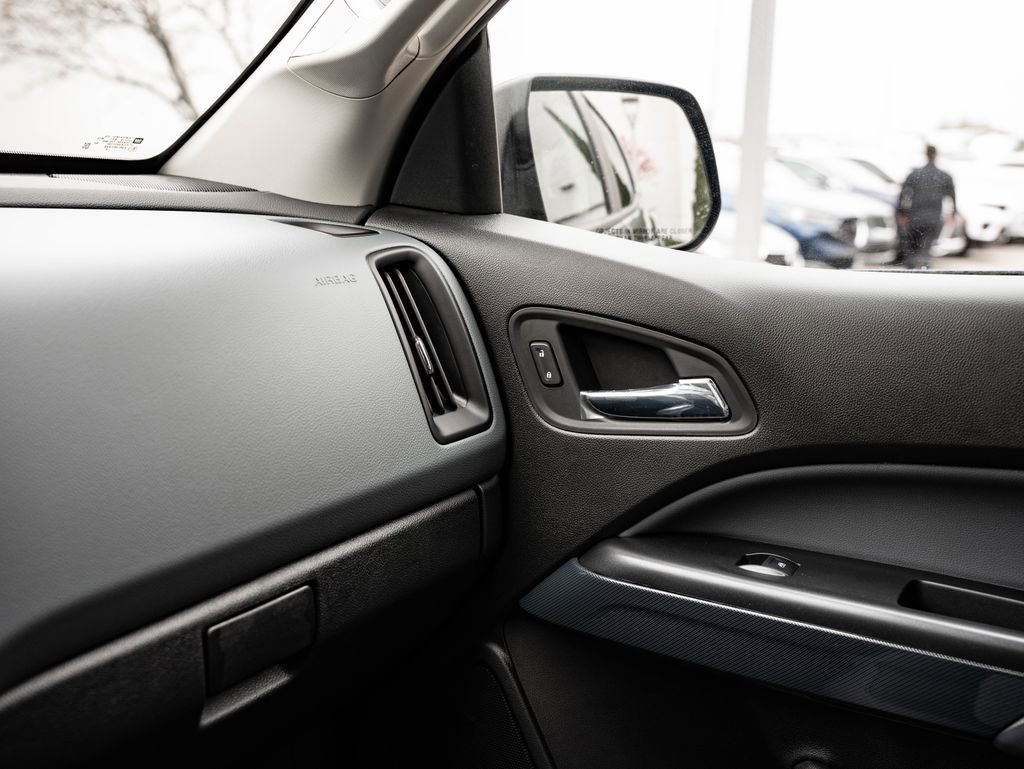 Used 2019 Chevrolet Colorado Z71 RWD image 37
