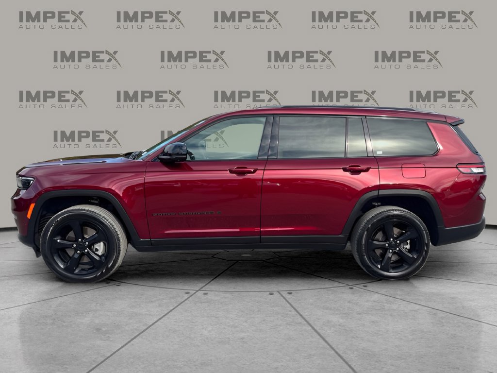 Used 2025 Jeep Grand Cherokee L Limited w/ Luxury Tech Group II AWD/4WD image 2