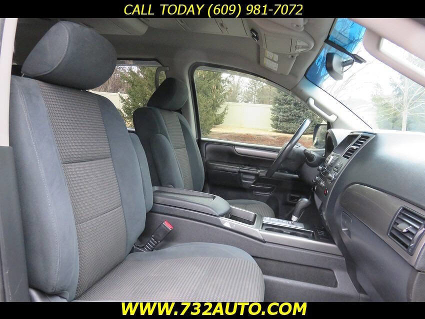 Used 2014 Nissan Armada SV AWD/4WD image 7