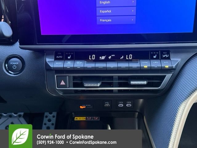 Used 2025 Toyota Camry SE w/ Multimedia Upgrade Package AWD/4WD image 28