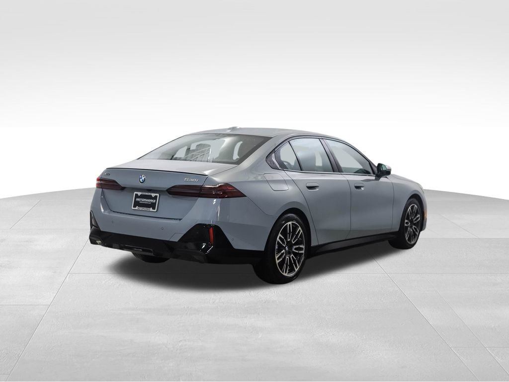 New 2026 BMW 530i xDrive w/ M Sport Package image 5