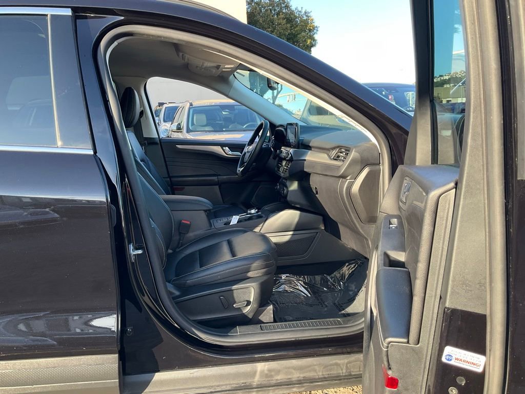 Used 2021 Ford Escape Titanium image 63