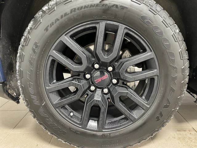 Used 2023 GMC Sierra 1500 Pro w/ Graphite Edition image 7